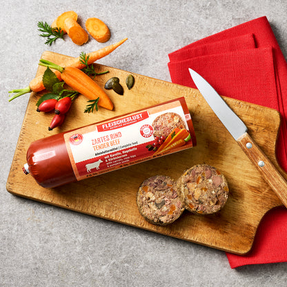 Zartes Rind mit Karotte, Hagebutte & Kürbiskernen