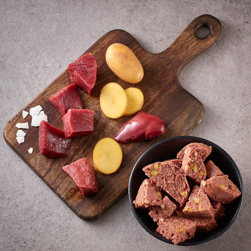 Pferd mit Kartoffeln – Fleischeslust Tiernahrung Onlineshop