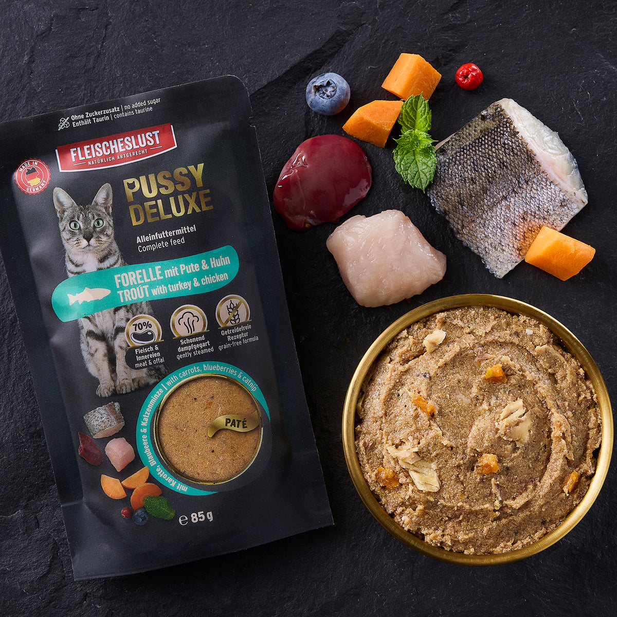 Pussy Deluxe Trout with Turkey & Chicken